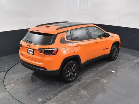 New 2026 Jeep Compass Latitude w/ Sun and Sound Group AWD/4WD image 44