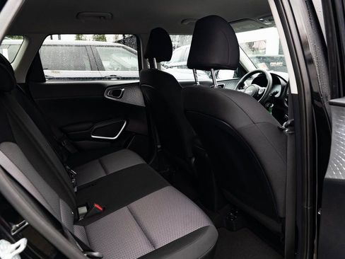 Used 2024 Kia Soul LX w/ Option Group 015 image 23