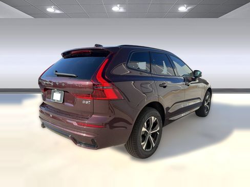 Used 2026 Volvo XC60 B5 Core w/ Climate Package AWD/4WD image 9