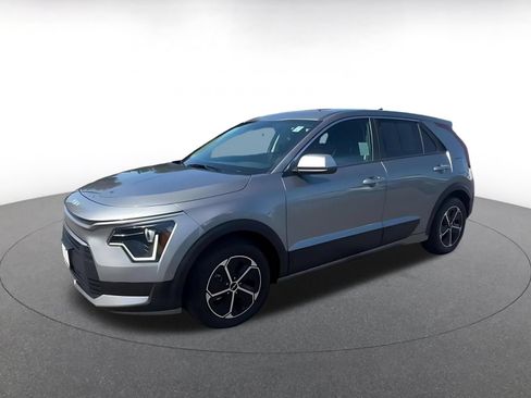 Used 2026 Kia Niro LX FWD image 8