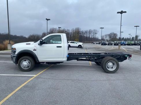 New 2026 RAM 4500 Tradesman w/ Chrome Appearance Group image 4