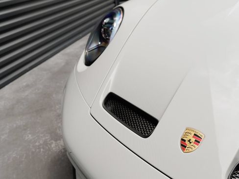 Certified 2023 Porsche 911 GT3 RWD image 38