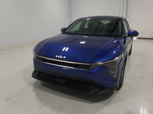 Used 2025 Kia K4 FWD image 15