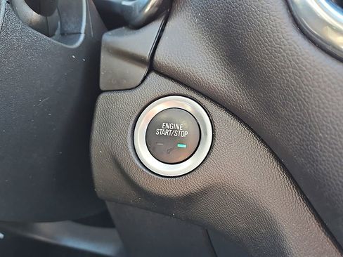 Used 2023 Chevrolet Equinox LT image 23