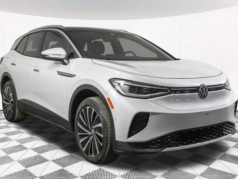 Used 2023 Volkswagen ID.4 Pro S Plus image 13