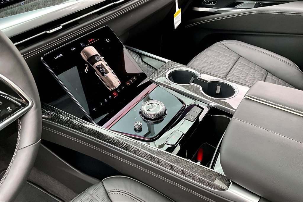 New 2026 Cadillac Escalade V w/ LPO, ONYX Package AWD/4WD image 8