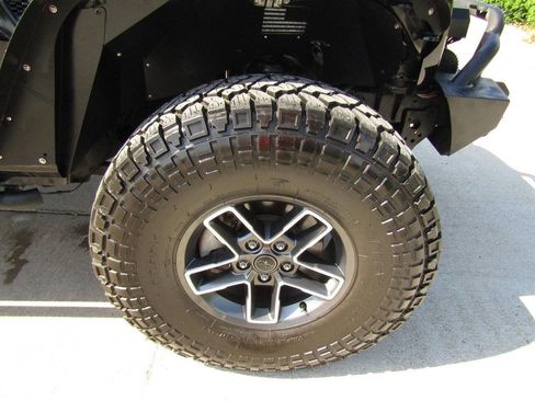 Used 2020 Jeep Wrangler Unlimited Sport AWD/4WD image 17