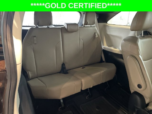 Certified 2022 Toyota Sienna XLE FWD image 36