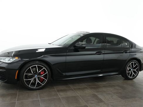 Used 2023 BMW 540i xDrive w/ M Sport Package AWD/4WD image 2
