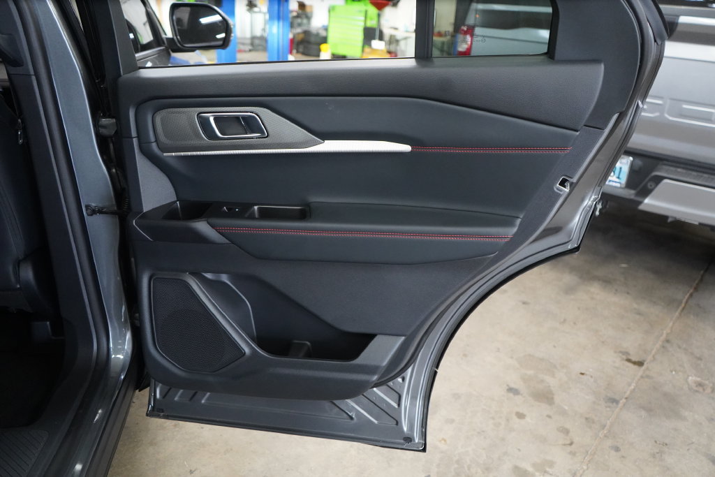 New 2027 Ford Explorer ST-Line AWD/4WD image 23