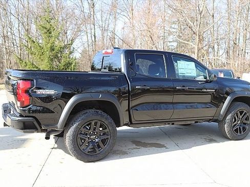 New 2025 Chevrolet Colorado Trail Boss w/ Midnight Edition image 7
