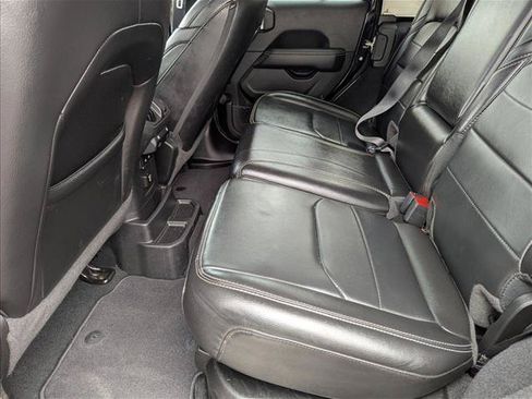 Used 2023 Jeep Wrangler Unlimited Sahara w/ Cold Weather Group AWD/4WD image 19