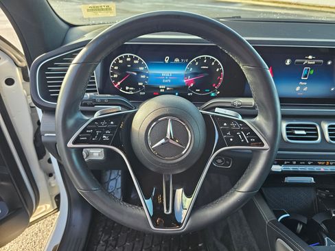 Used 2024 Mercedes-Benz GLE 350 4MATIC image 17