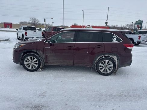 Used 2018 Toyota Highlander Limited image 6