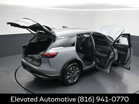 Certified 2026 INFINITI QX60 Luxe w/ Cargo Package AWD/4WD image 36