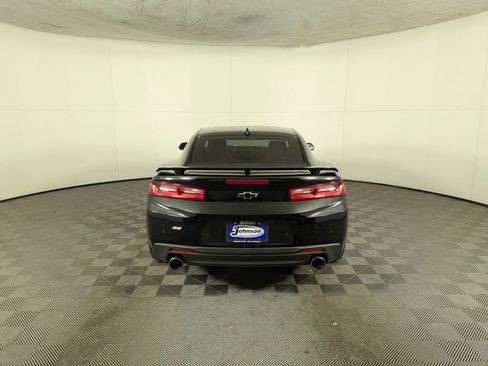 Used 2017 Chevrolet Camaro SS image 8