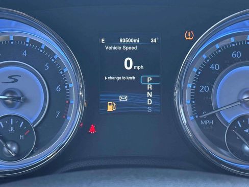 Used 2014 Chrysler 300 S image 26