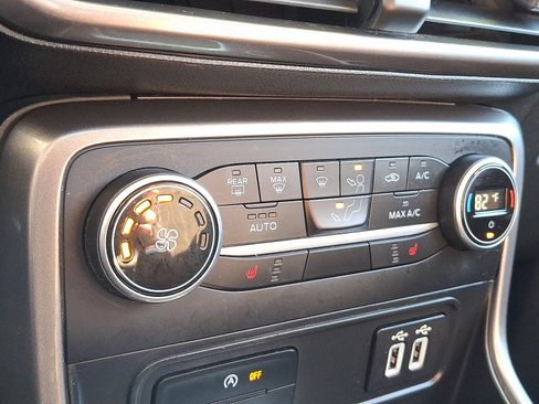 Certified 2022 Ford EcoSport SE w/ SE Convenience Package image 15