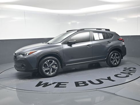 Used 2024 Subaru Crosstrek 2.0i Premium AWD/4WD image 6