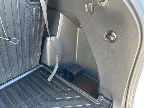 Used 2021 Volkswagen Atlas SE w/ Panoramic Sunroof Package image 34