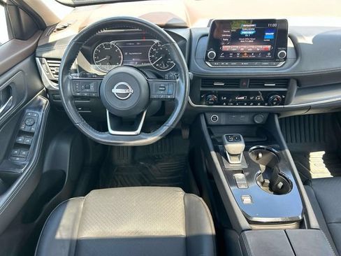 Certified 2023 Nissan Rogue SV w/ SV Premium B Package FWD image 15