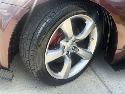 Used 2006 Nissan 350Z Touring RWD image 17