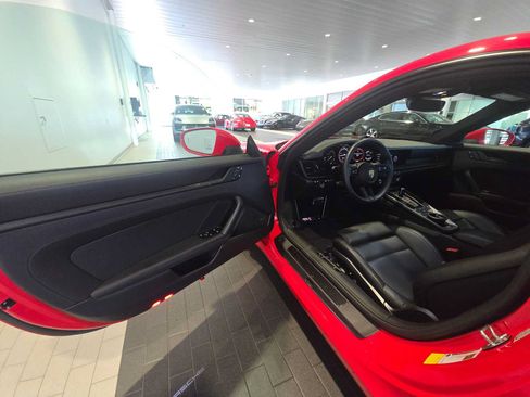 Used 2023 Porsche 911 Carrera GTS RWD image 16
