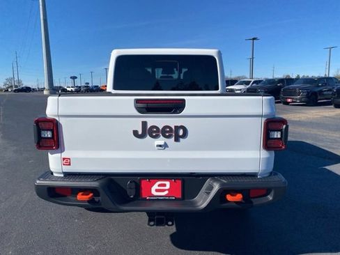 New 2026 Jeep Gladiator Mojave AWD/4WD image 6