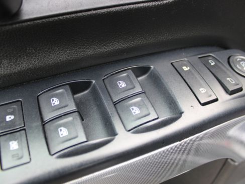 Used 2018 Chevrolet Silverado 1500 LT w/ All Star Edition image 15