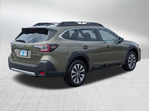 Used 2025 Subaru Outback Limited w/ Tech Package 3 AWD/4WD image 7