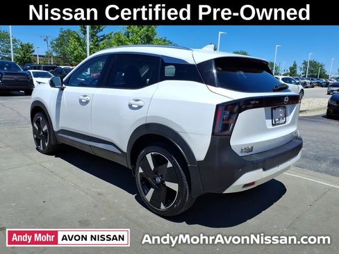 Certified 2025 Nissan Kicks SR FWD image 6