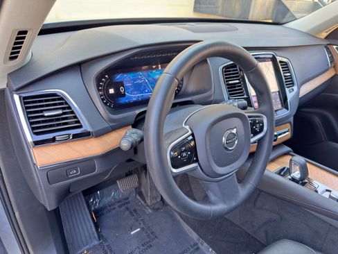 Used 2023 Volvo XC90 B6 Plus w/ Protection Package Premier AWD/4WD image 14