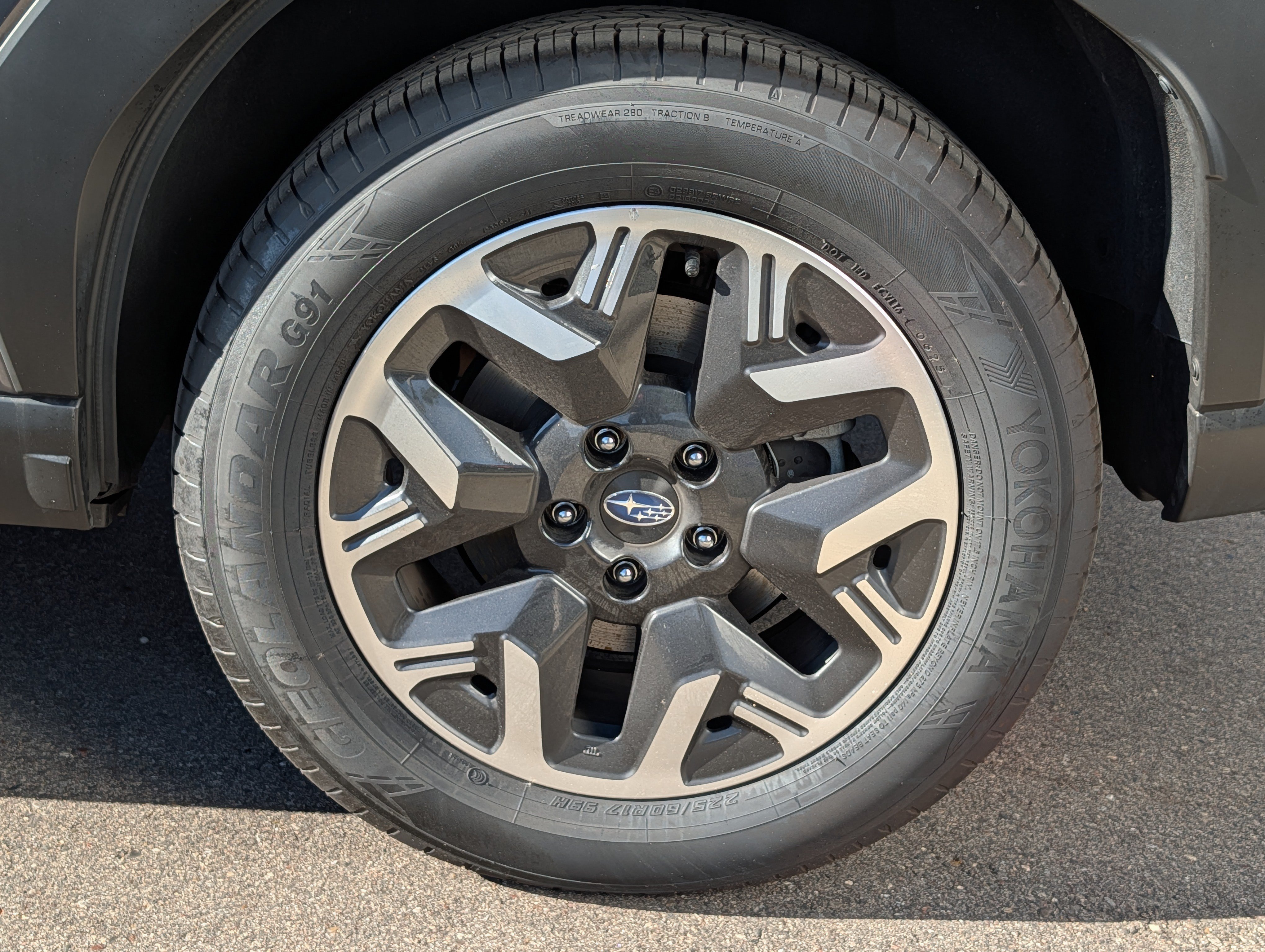 Certified 2025 Subaru Forester Premium AWD/4WD image 15