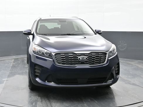 Used 2020 Kia Sorento LX w/ LX I4 Convenience Package image 3
