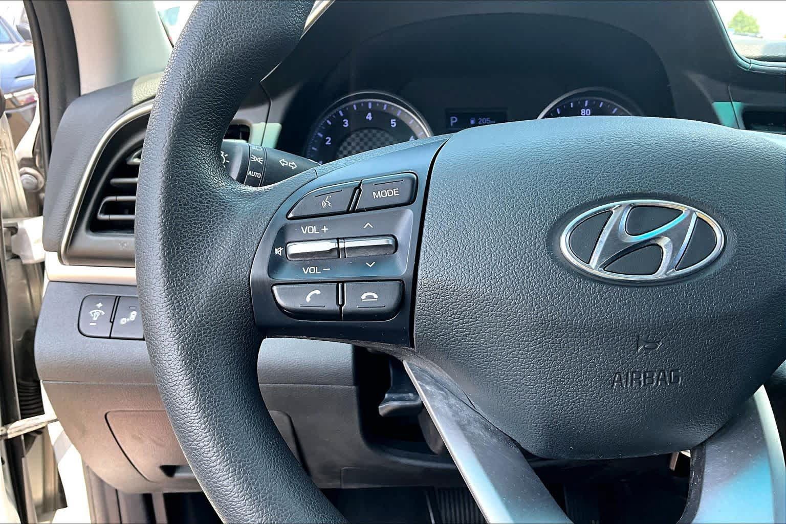 Used 2020 Hyundai Elantra SEL w/ Cargo Package (C1) FWD image 23