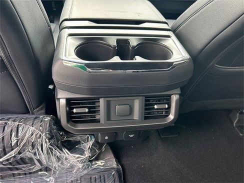 New 2025 Ford F150 Lariat w/ Equipment Group 501A Mid image 31