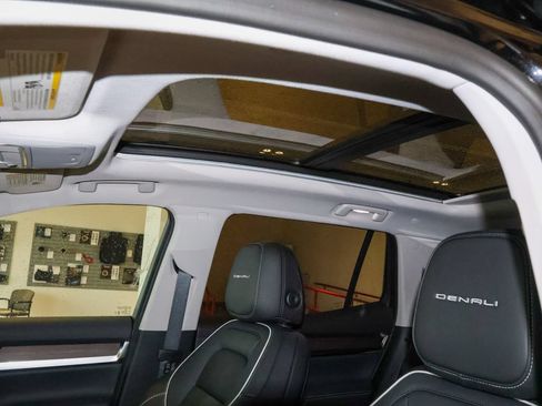 New 2027 GMC Terrain Denali w/ LPO, Floor Liner Package AWD/4WD image 8