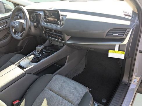 New 2026 Nissan Rogue SV w/ Cold Weather Package FWD image 34