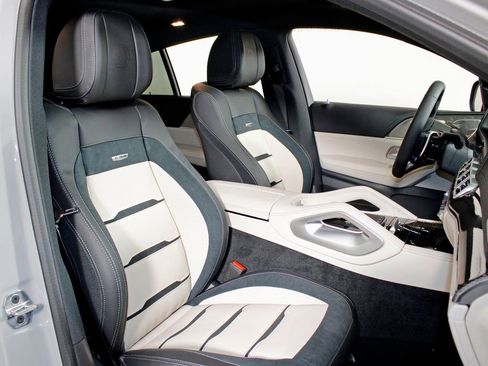 Certified 2026 Mercedes-Benz GLE 53 AMG 4MATIC Coupe image 33