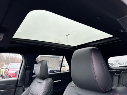 New 2026 Ford Explorer ST-Line w/ ST-Line Street Pack