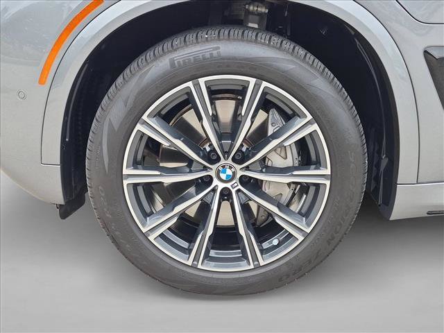 Used 2026 BMW X5 xDrive50e w/ M Sport Package AWD/4WD image 23