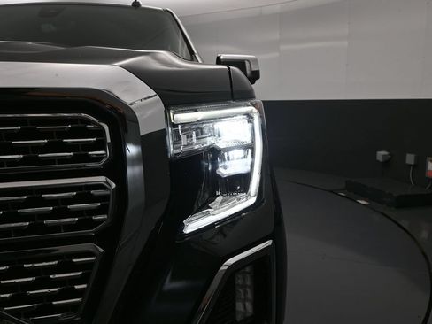 Used 2020 GMC Sierra 1500 Denali w/ Denali Ultimate Package AWD/4WD image 11
