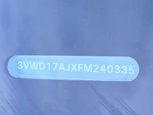 Used 2015 Volkswagen Jetta SE image 27