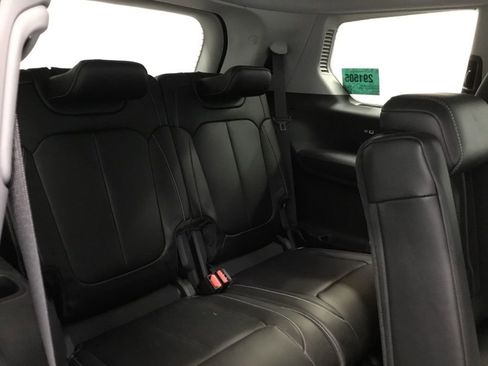 Used 2023 Jeep Grand Cherokee L Limited image 41