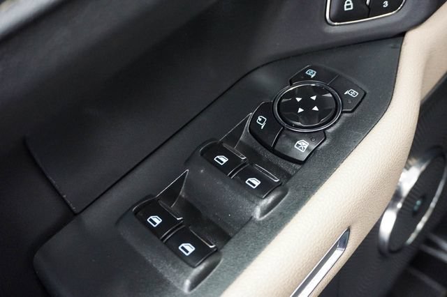 Used 2024 Ford Expedition Limited AWD/4WD image 6