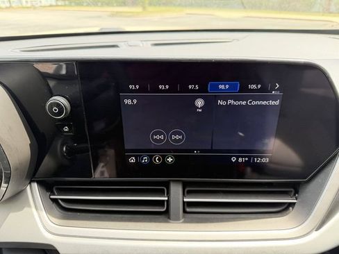 Used 2025 Chevrolet Trax LS FWD image 18