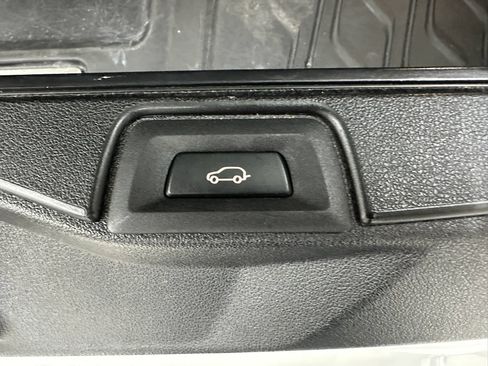 Used 2019 BMW X5 xDrive40i w/ Convenience Package AWD/4WD image 9