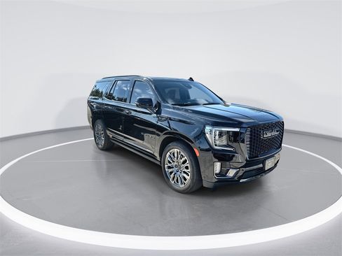 Used 2023 GMC Yukon Denali Ultimate image 2