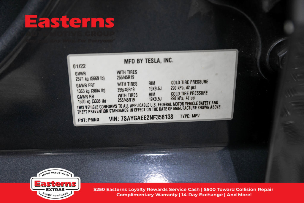 Used 2022 Tesla Model Y Long Range AWD/4WD image 30