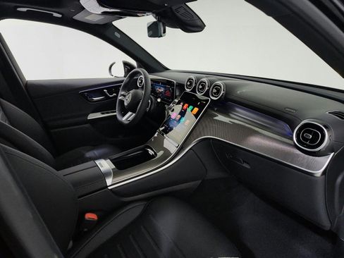 Used 2026 Mercedes-Benz GLC 300 image 19